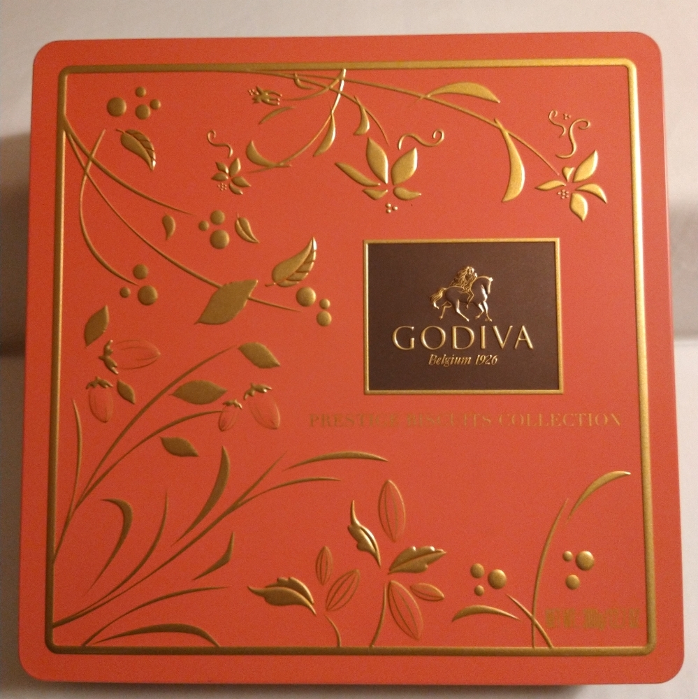 GODIVA 2022 PINK/GOLD/BROWN  COLLECTIBLE BISCUIT TIN 9.25 X 9.25 X 1.875 INCHES